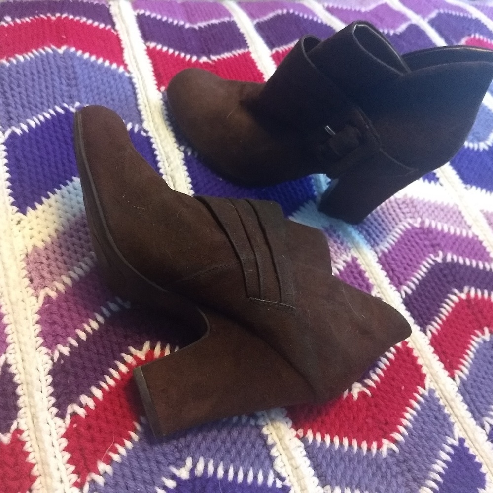 American eagle brown booties